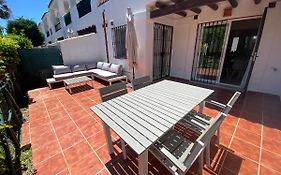 Preciosa casa de 4 habitaciones y 3 baños, Urbanización Los Naranjos, Puerto Banus